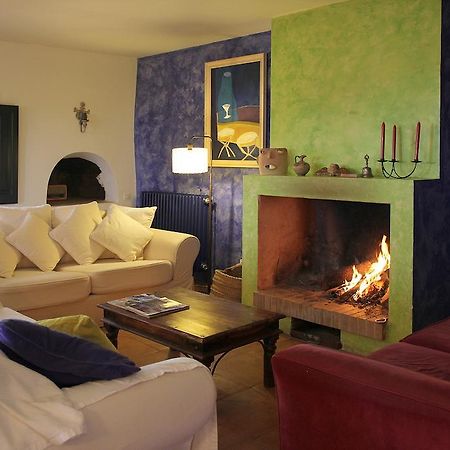 Hostal Nou De Crespia ภายนอก รูปภาพ